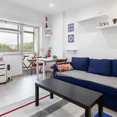 Beautiful 1 Bedroom Apartment Near Benfica Lisboa Exteriör bild