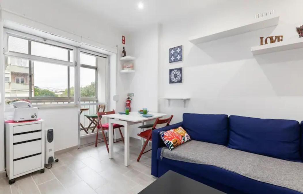 Beautiful 1 Bedroom Apartment Near Benfica Lisboa Exteriör bild